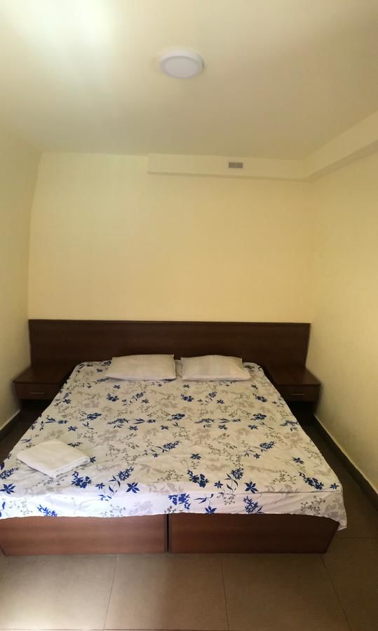 Хостелы Best Hostel Republic Square Ереван