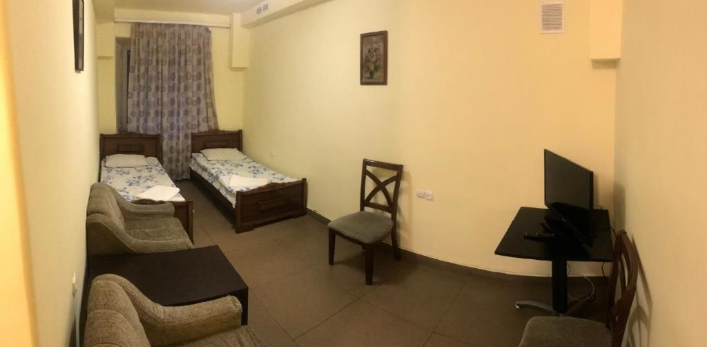 Хостелы Best Hostel Republic Square Ереван-63