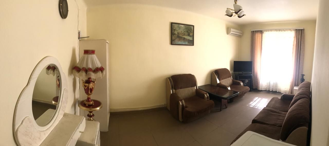 Хостелы Best Hostel Republic Square Ереван