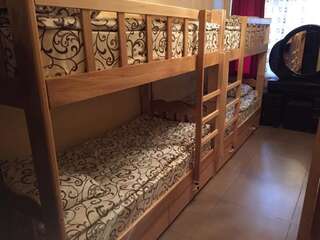 Хостелы Best Hostel Republic Square Ереван Кровать в общем номере для мужчин и женщин с 10 кроватями-3