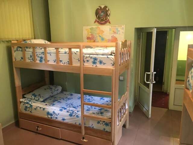 Хостелы Best Hostel Republic Square Ереван-76